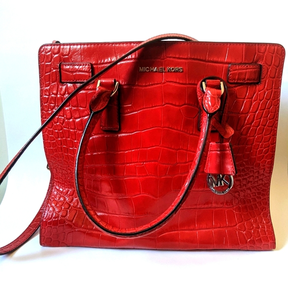 MK Dillon Lg NS Tote RED - Picture 1 of 9